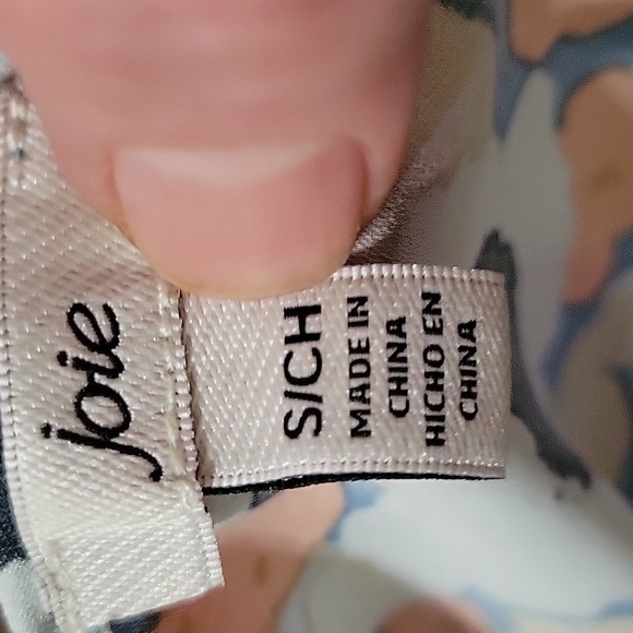 JOIE Ditsy Floral Print Pin tuck  Blouse‎ Long Sleeve Tie Neck Top Bohemian - Picture 6 of 8